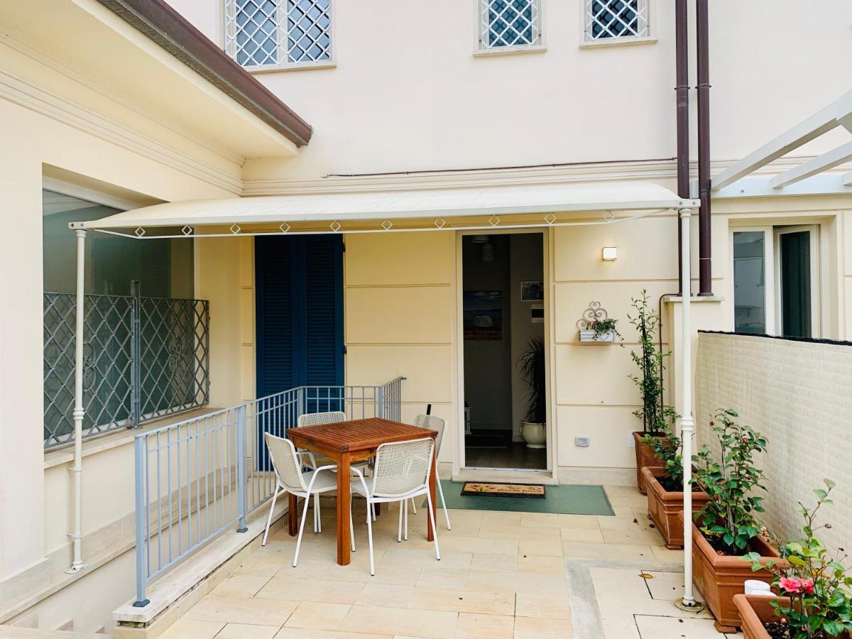Cb House Holiday Pietrasanta Bagian luar foto