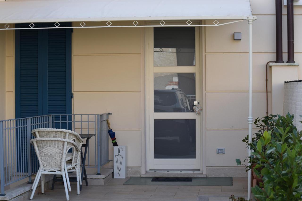 Cb House Holiday Pietrasanta Bagian luar foto